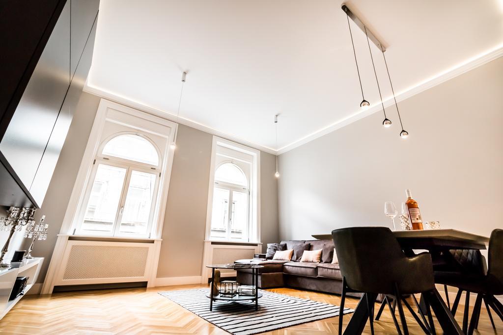 Bpr Opera Lux Treasure Apartment Budapest Exterior photo